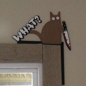 Brown Cat Door frame Decor with 'What?' 3D